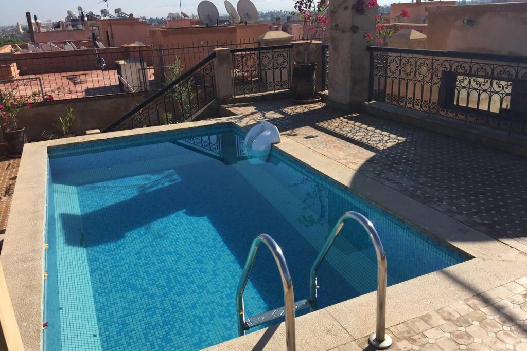 Appartement Tout Confort Avec Possibilite Transport Aeroport Marraquexe Exterior foto