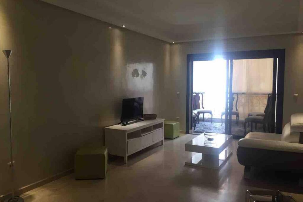 Appartement Tout Confort Avec Possibilite Transport Aeroport Marraquexe Exterior foto